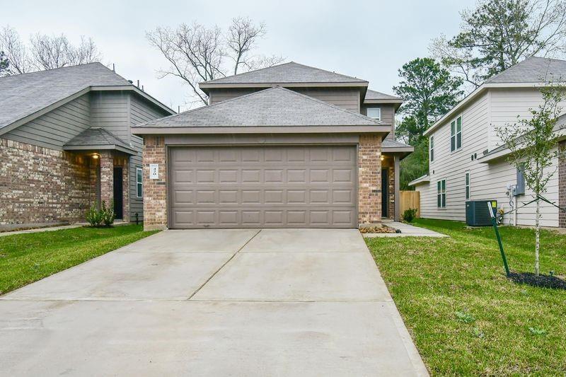 Primary Photo - 420 Upper Creek Dr