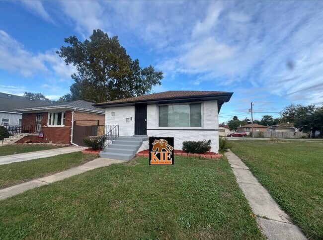 Foto del edificio - 14527 Irving Ave