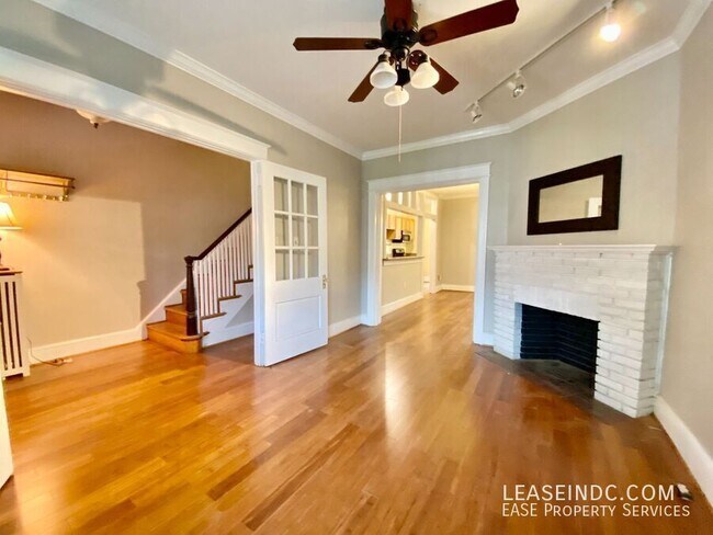 Foto del edificio - 1424 Oak St NW