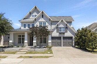 Building Photo - 807 Jensen Dr