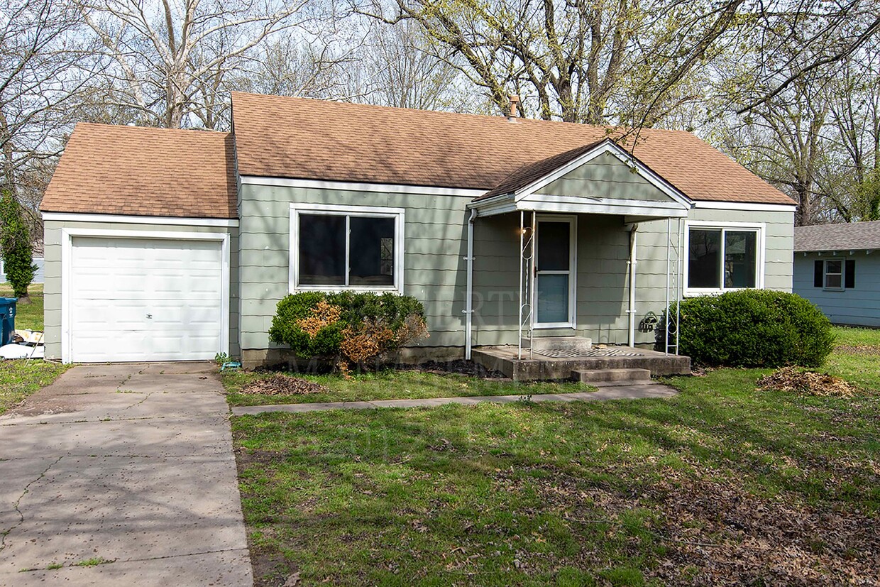 Foto principal - 2 Bedroom 1 Bath located in West Coffeyville