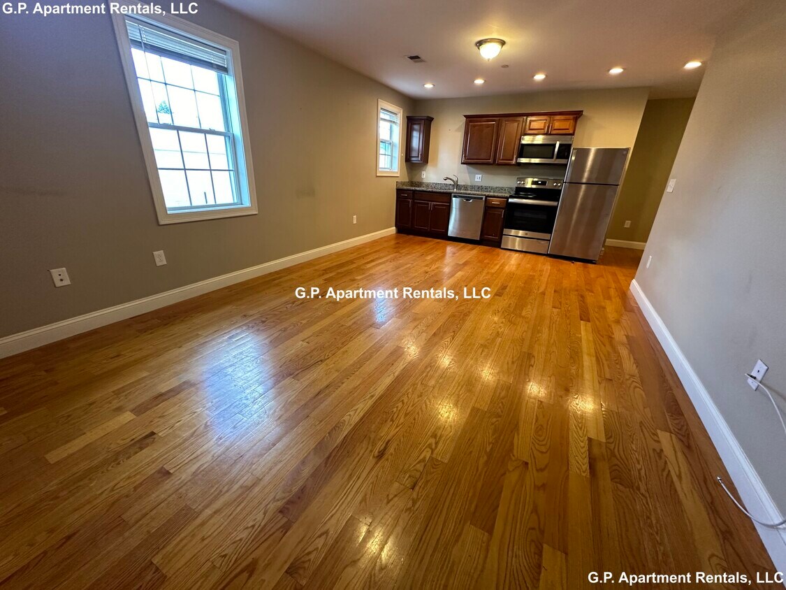 80 Main St Unit 2, Everett, MA 02149 Condo for Rent in Everett, MA