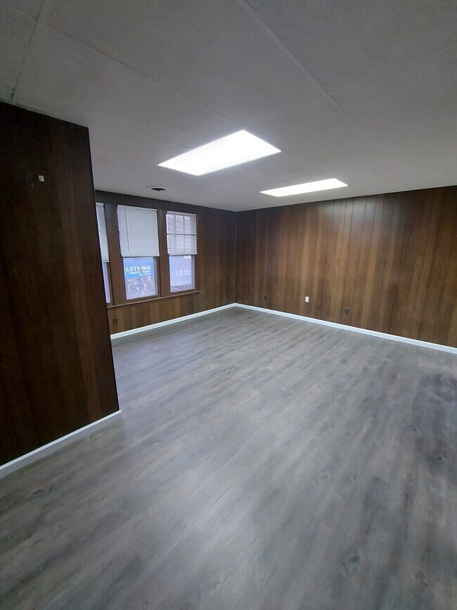 Building Photo - 9731 Joseph Campau St