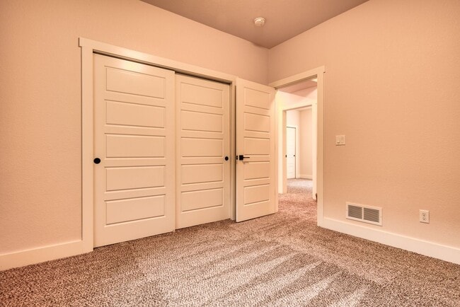 Building Photo - Custom Gold Hill Mesa 4-Bedroom Home on Co...