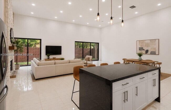 Foto del edificio - 601 Leslie Dr