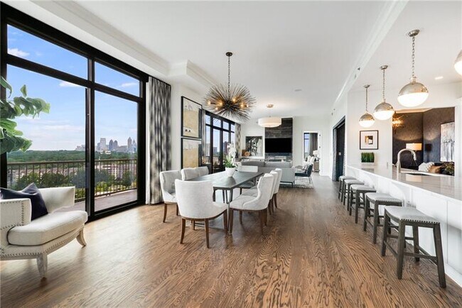 Foto del edificio - 2233 Peachtree St NE