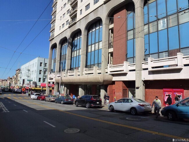Building Photo - 946 Stockton St
