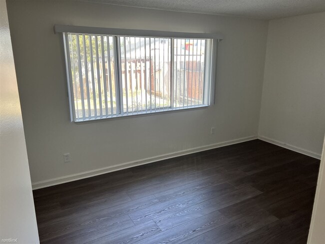 Building Photo - 3 br, 2 bath House - 5008 Jewell Court