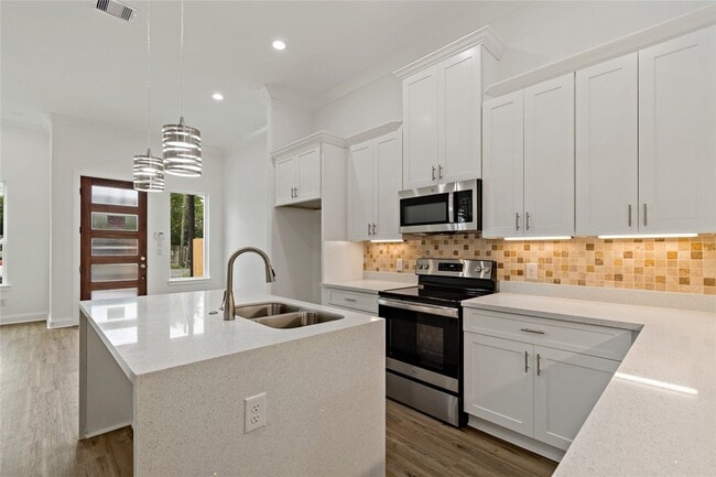 Photo - 4619 Stassen St Townhome