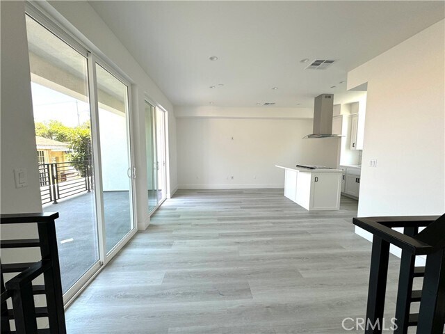 Foto del edificio - 419 S Eucalyptus Ave