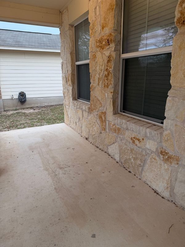 Building Photo - 647 Tom Kemp Dr
