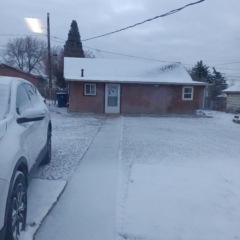 Foto principal - 311.5 E Frost Ave