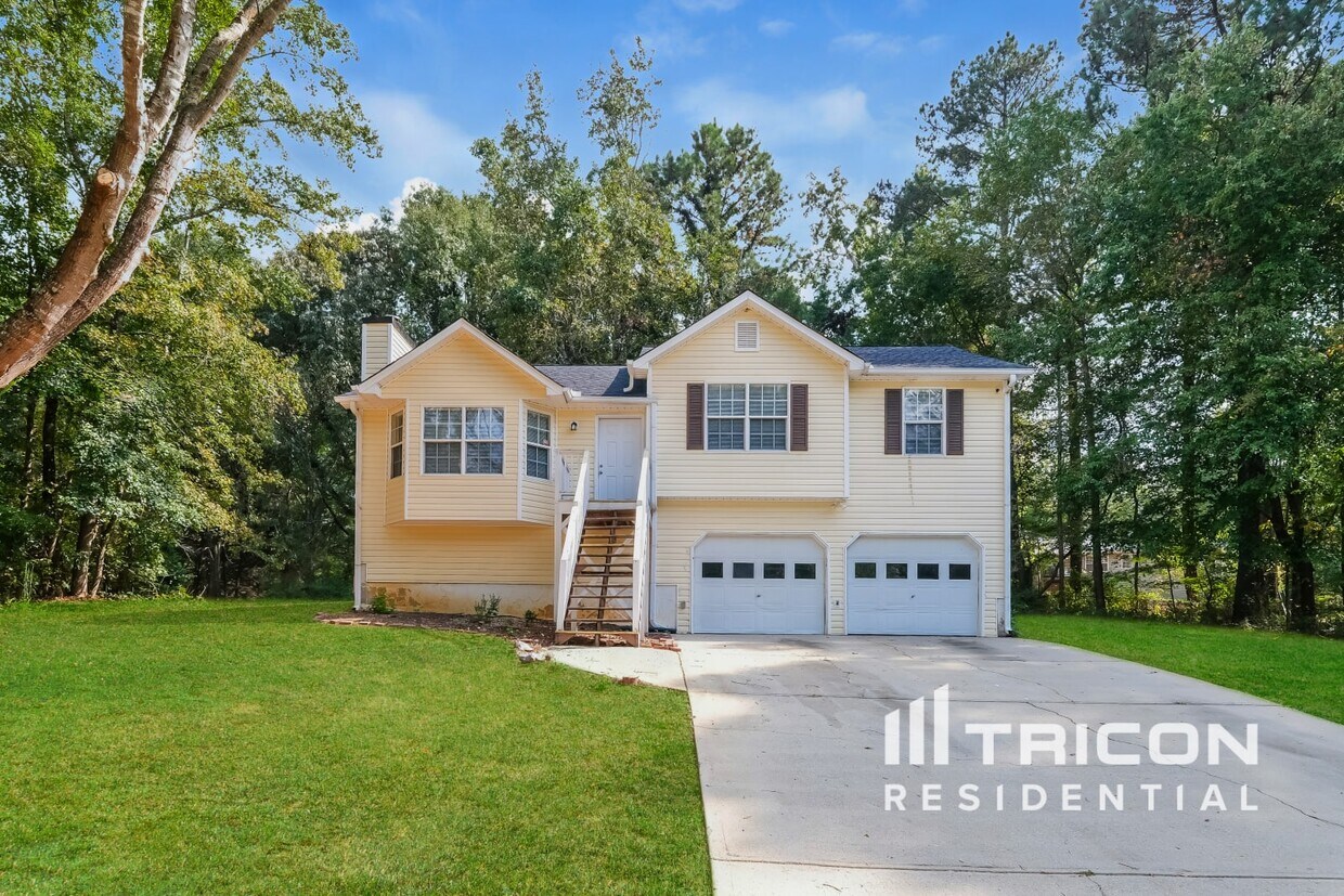 Foto principal - 64 Blake Dr