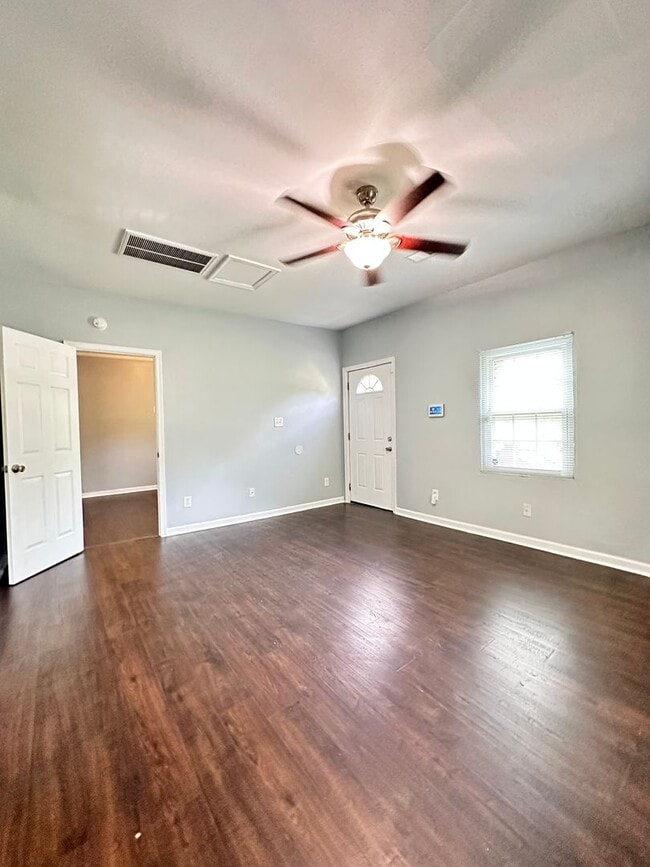 Foto del edificio - 934 5th St SW