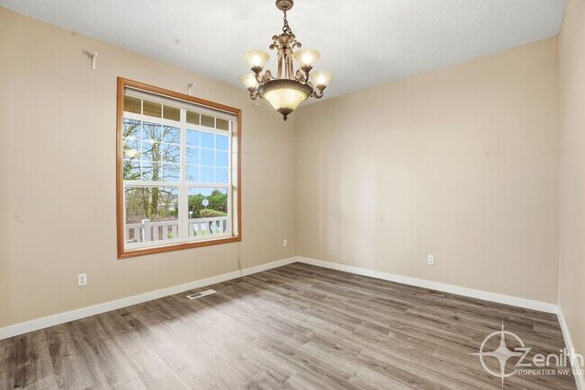 Building Photo - 1511 SE 86th Ct