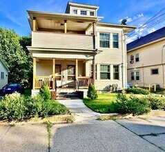 Building Photo - 630 Lowell St
