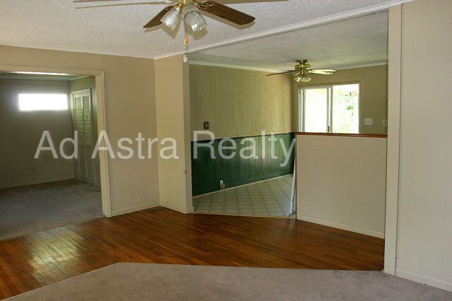 Foto del edificio - 806 NE 61st Ter