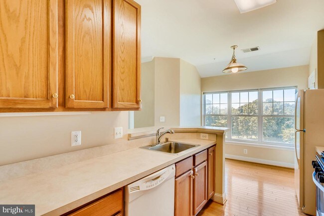 Building Photo - 2120 Troon Overlook