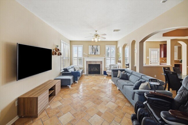 Foto del edificio - 11215 Royce Palms Dr