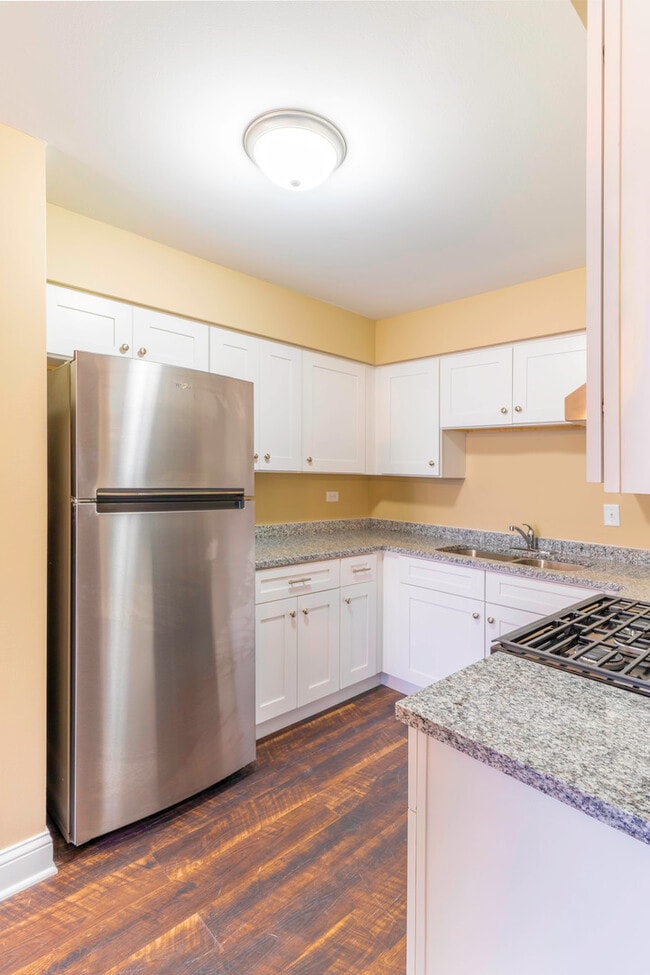 Foto del edificio - 5700 S Archer Ave