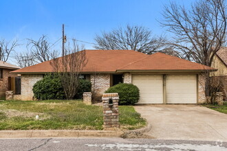 Building Photo - 6424 Canyon Cir