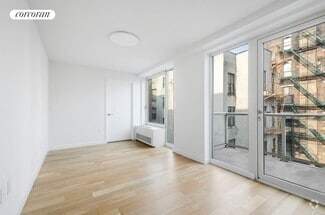 Building Photo - 111 E 115th St