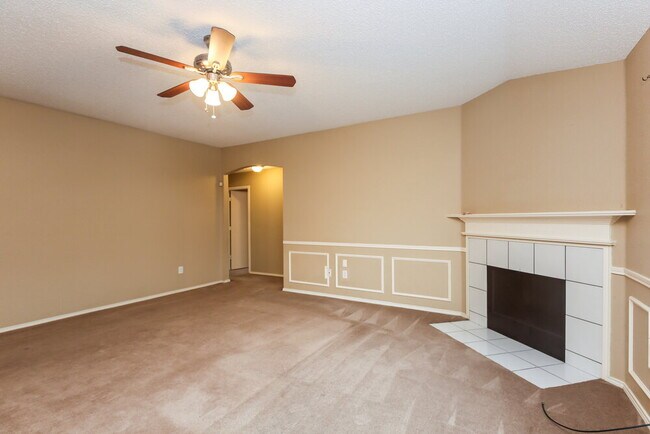 Foto del edificio - 908 Fenway Ln
