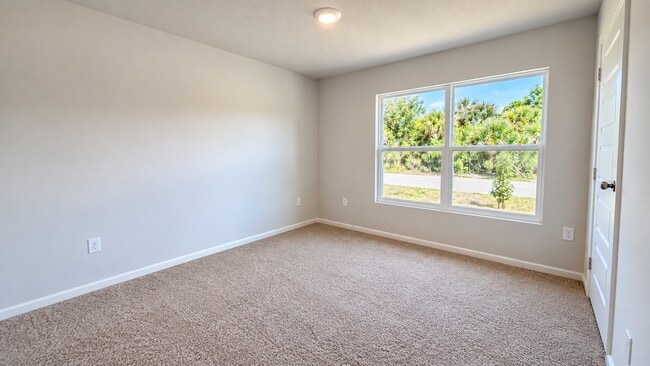 Foto del edificio - 3258 Lakeland Ave