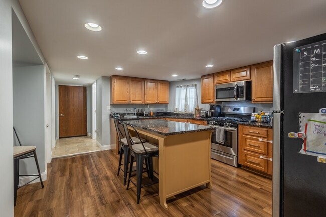 Foto del edificio - 4038 N Lavergne Ave