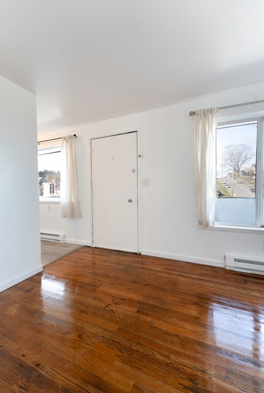 Foto del edificio - 3303 Rucker Ave