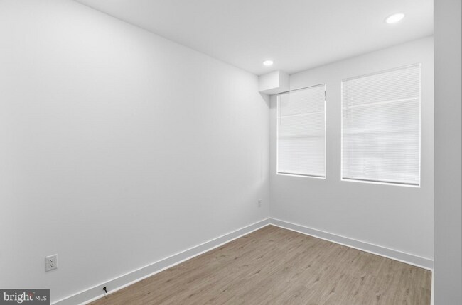 Photo - 863 N 43rd St Apartment