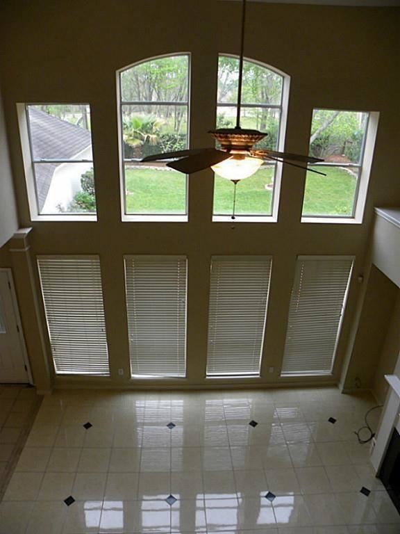 Building Photo - 4426 Grove Park Dr