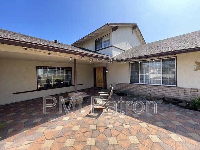 Foto del edificio - 5072 Evergreen Ave