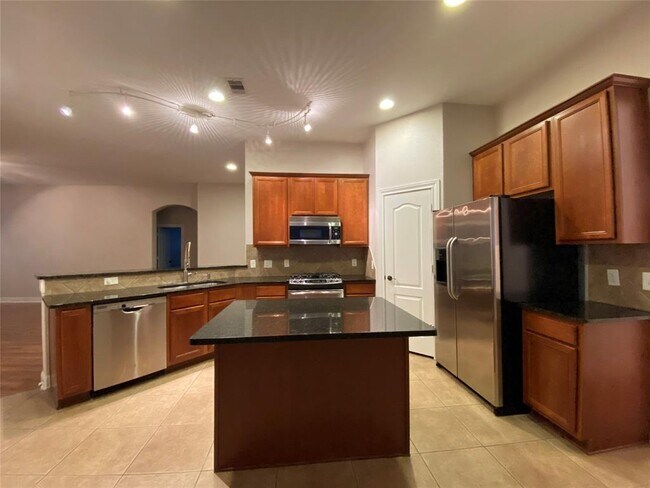 Building Photo - 204 Bailey Brook Ln