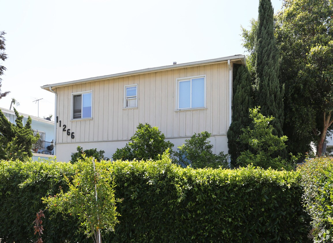 Building Photo - 11266 Venice Blvd