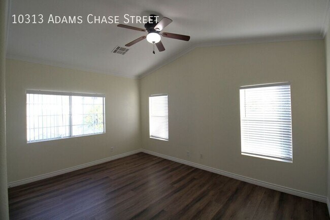 Foto del edificio - 10313 Adams Chase St