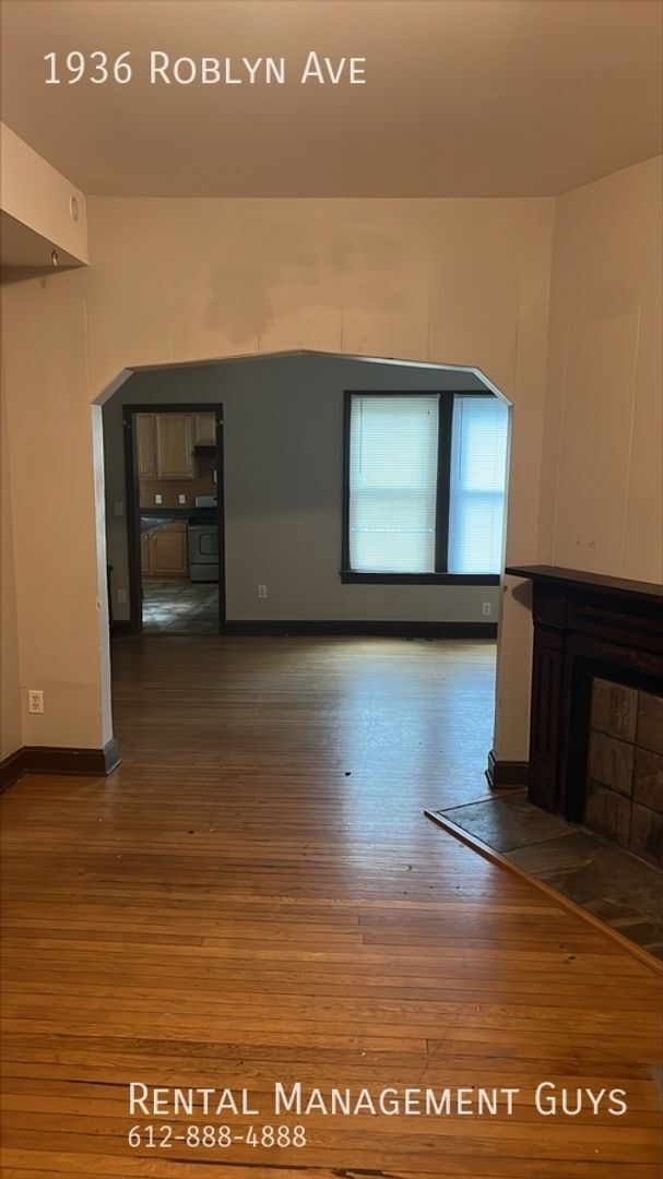 Foto del edificio - 1936/1938 Roblyn Ave