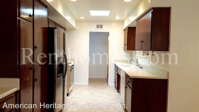 Building Photo - 3 br, 2 bath House - 5111 Georgetown Avenue