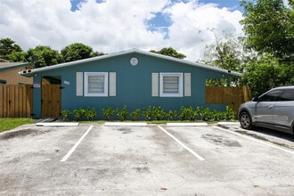 Building Photo - 1135 NW 6th Ave