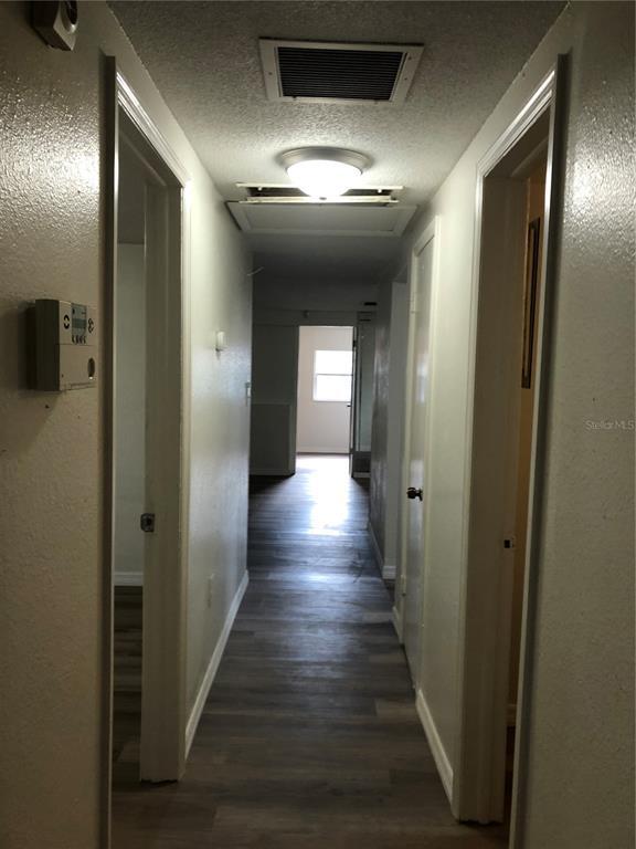 Building Photo - 5706 E 30th Ave