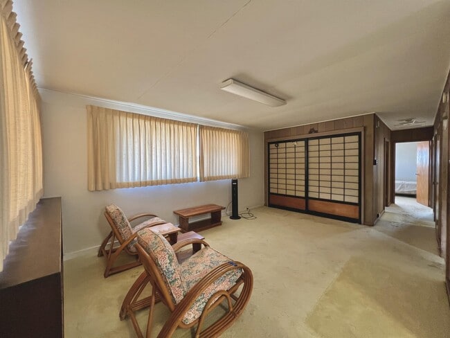 Building Photo - 451 Puolo Pl