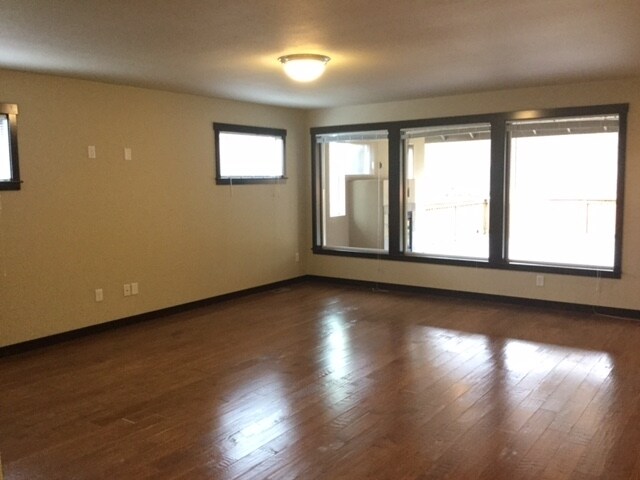 Building Photo - 7409 Copper Way NW