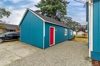 Building Photo - 3114 S 56th St