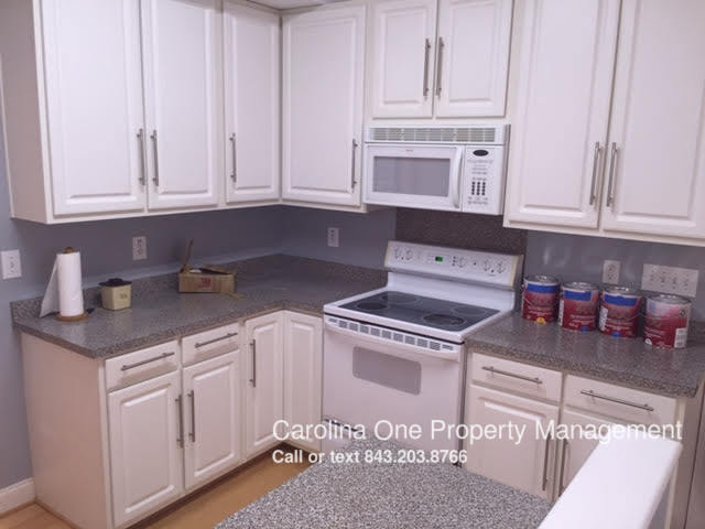 Building Photo - 506 Cecilia Cove Dr
