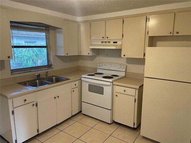 Foto del edificio - 6939 McBride Ct