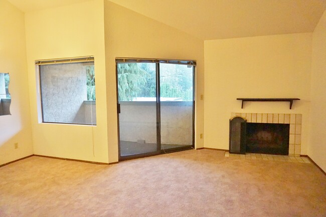Foto del edificio - 3024 NE 143rd St