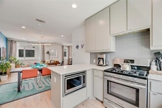 Building Photo - 4705 Bryan St