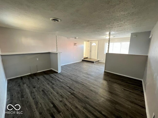 Foto del edificio - 4102 E Naomi St