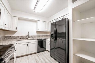 Building Photo - 3151 N Soaring Gulls Dr