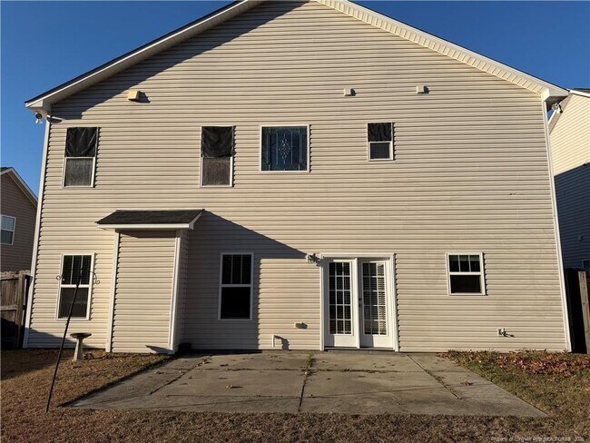 Foto del edificio - 3200 King James Ln